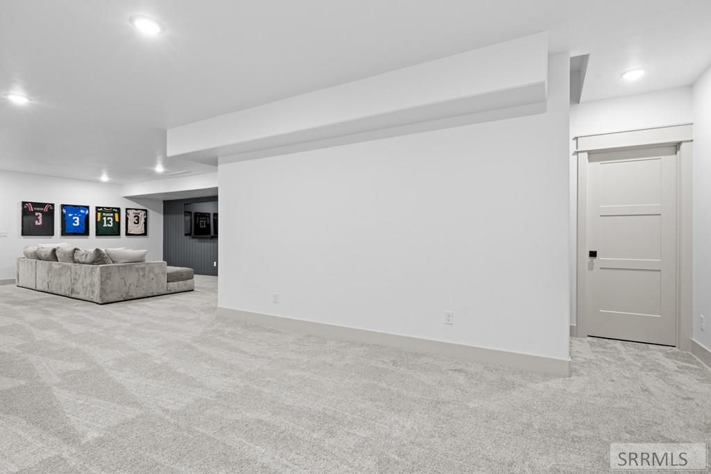 Image 45 of property listing at 1953 N Mesa Canyon Drive, Idaho Falls, ID 83401