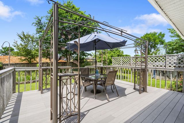 3045 South Palisades Drive, Springfield, MO 65807