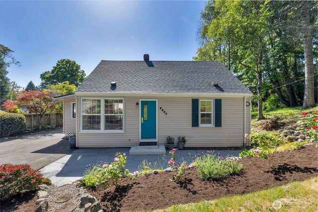 9827 22nd Avenue SW, Seattle, WA 98106