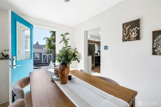 9827 22nd Avenue SW, Seattle, WA 98106