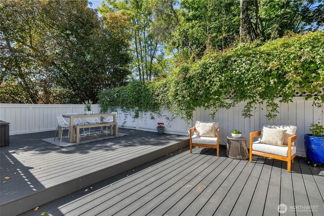 9827 22nd Avenue SW, Seattle, WA 98106