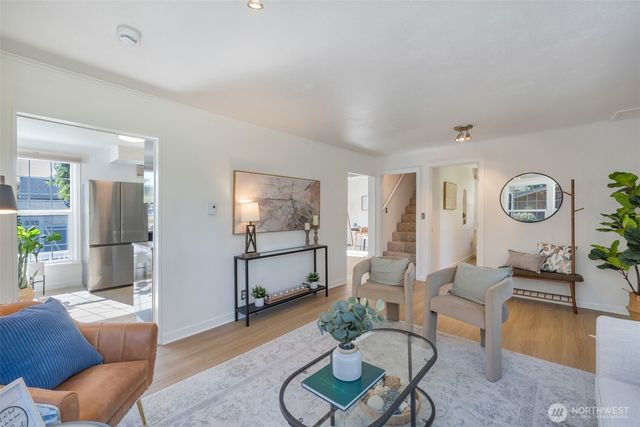 9827 22nd Avenue SW, Seattle, WA 98106