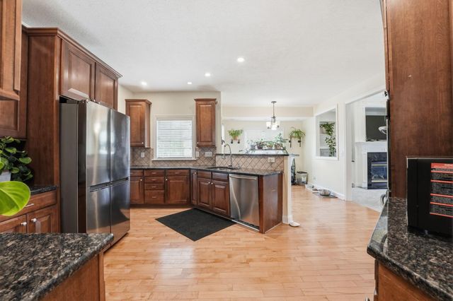 7528 Overland Trail, Delaware, OH 43015