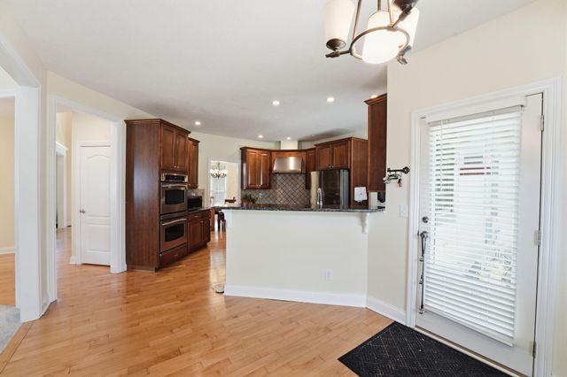 7528 Overland Trail, Delaware, OH 43015
