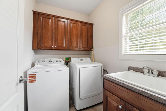 7528 Overland Trail, Delaware, OH 43015