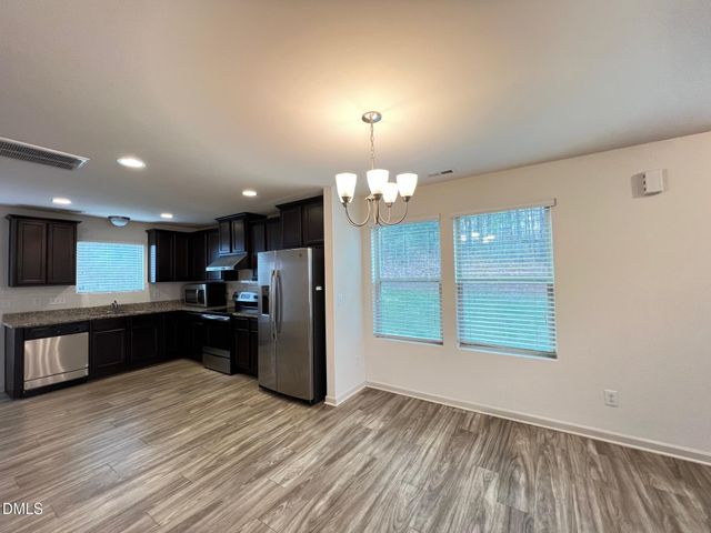 18 Rochambeau Court, Durham, NC 27704