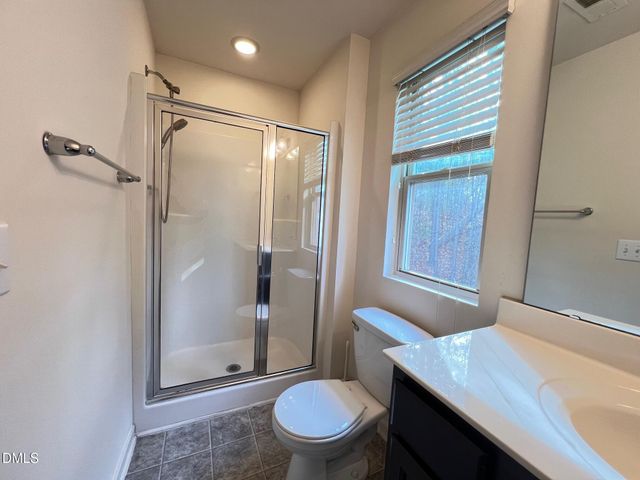 18 Rochambeau Court, Durham, NC 27704