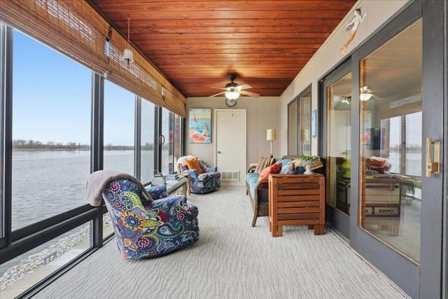 4624 NAVAJO Street 14, Council Bluffs, IA 51501