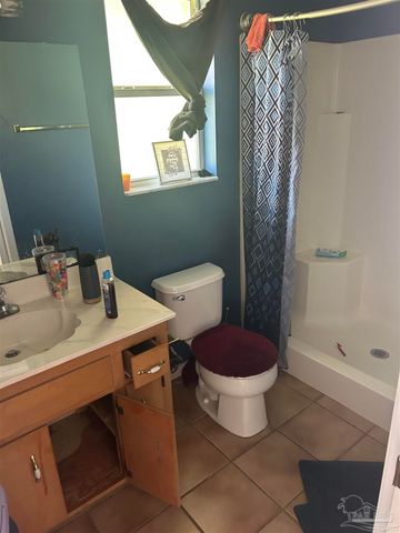 7500 St James Pl, Pensacola, FL 32506