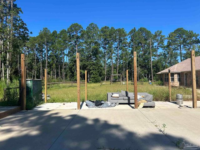 7500 St James Pl, Pensacola, FL 32506