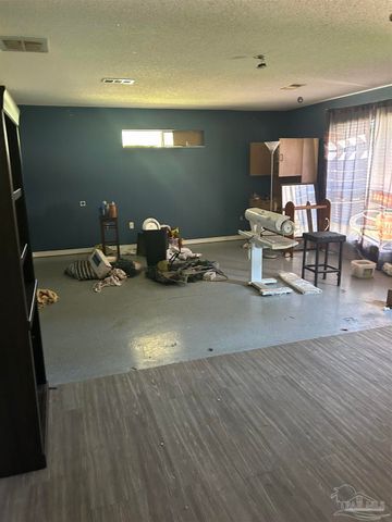 7500 St James Pl, Pensacola, FL 32506