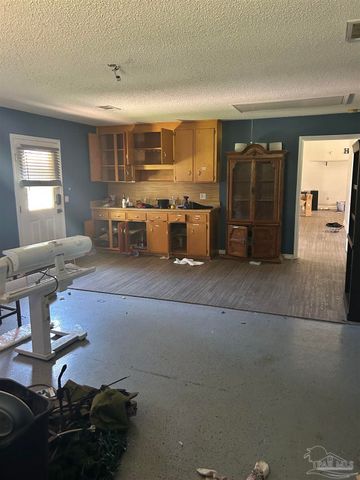 7500 St James Pl, Pensacola, FL 32506