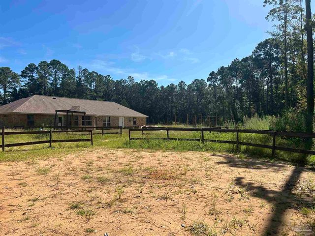 7500 St James Pl, Pensacola, FL 32506