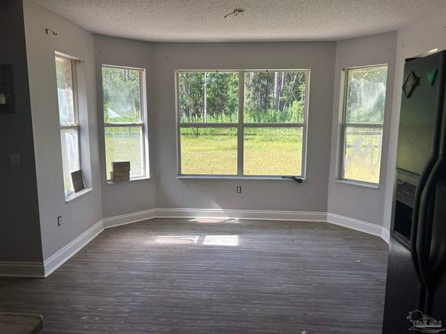 7500 St James Pl, Pensacola, FL 32506