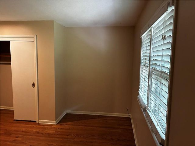 1510 E Sheridan Street, Olathe, KS 66062
