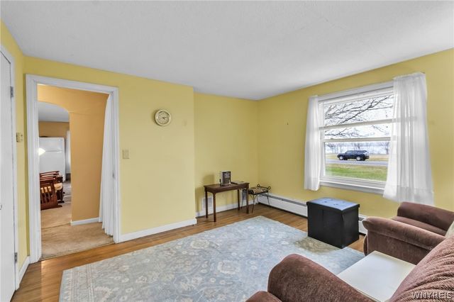 1123 West River Road, Grand Island, NY 14072