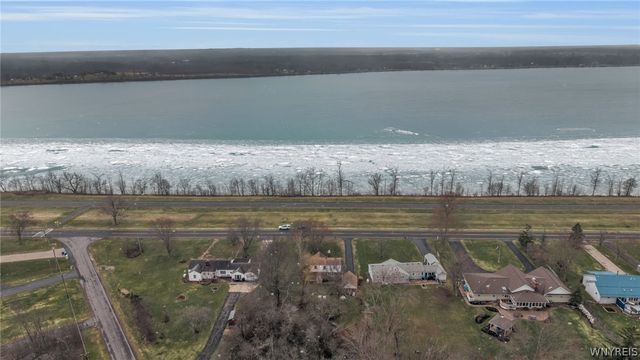 1123 West River Road, Grand Island, NY 14072