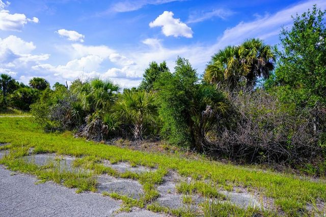 FIREBIRD ROAD, North Port, FL 34288