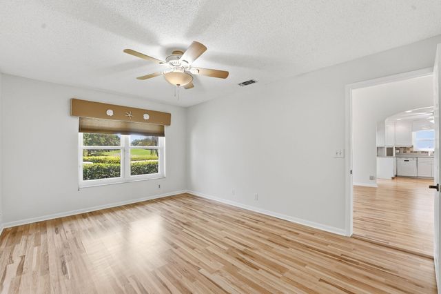 12076 Country Greens Boulevard, Boynton Beach, FL 33437