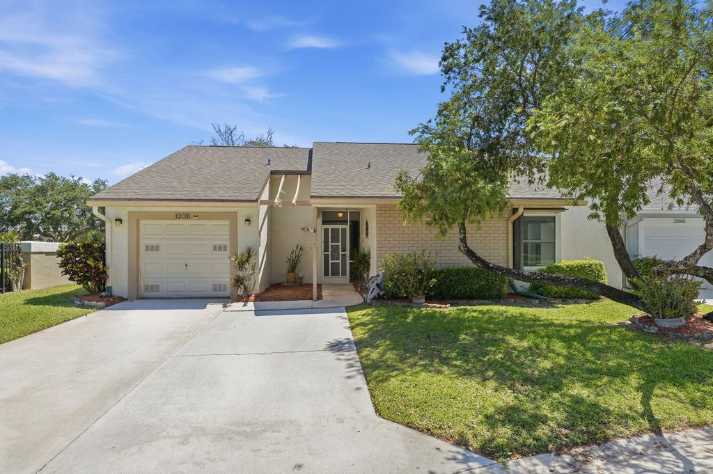 12076 Country Greens Boulevard, Boynton Beach, FL 33437