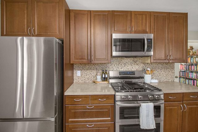 2945 Aquila Avenue S, Saint Louis Park, MN 55426