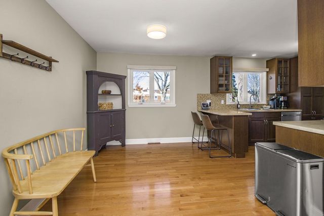 2945 Aquila Avenue S, Saint Louis Park, MN 55426