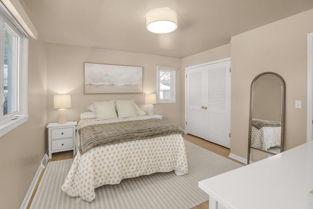 2945 Aquila Avenue S, Saint Louis Park, MN 55426