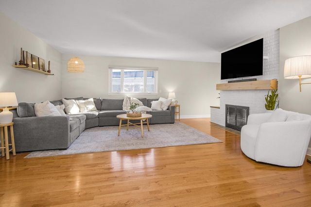 2945 Aquila Avenue S, Saint Louis Park, MN 55426