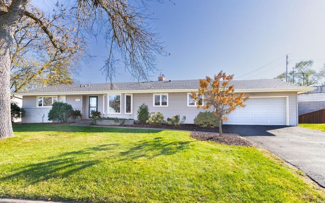 2945 Aquila Avenue S, Saint Louis Park, MN 55426