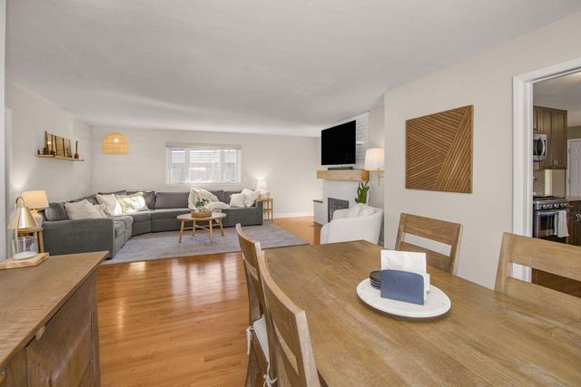 2945 Aquila Avenue S, Saint Louis Park, MN 55426