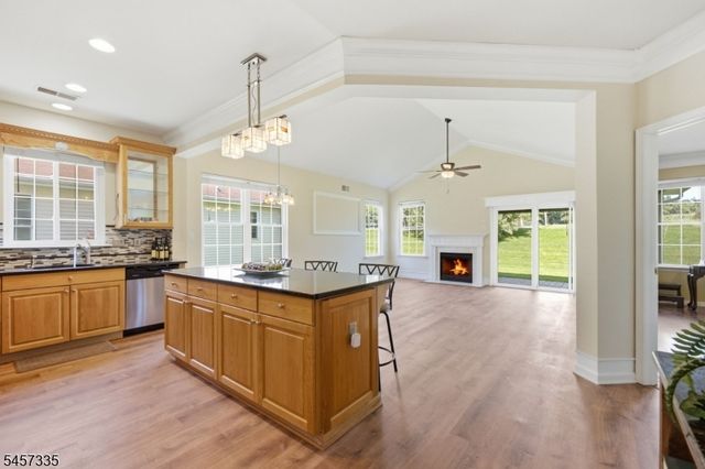 62 Kensington Cir, White Twp., NJ 07823