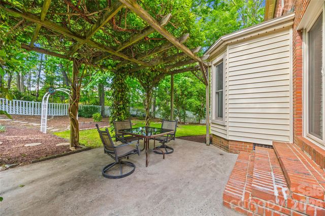 1596 Old Tara Lane, Fort Mill, SC 29708