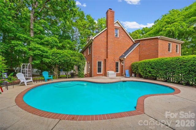 1596 Old Tara Lane, Fort Mill, SC 29708