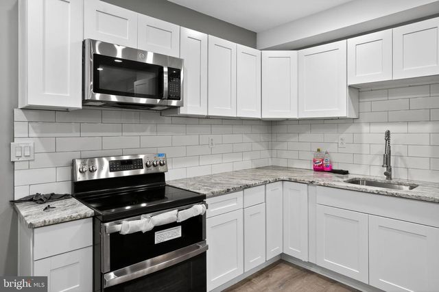 820 W FIRTH ST, Philadelphia, PA 19133