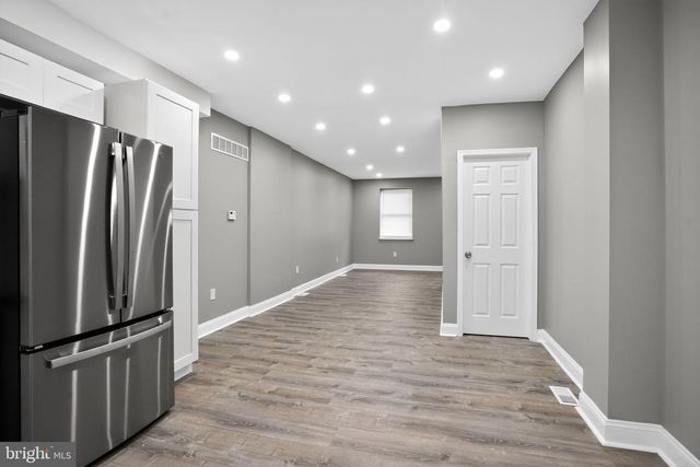 820 W FIRTH ST, Philadelphia, PA 19133