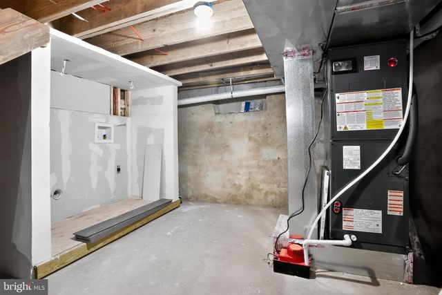 820 W FIRTH ST, Philadelphia, PA 19133