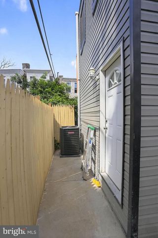 820 W FIRTH ST, Philadelphia, PA 19133