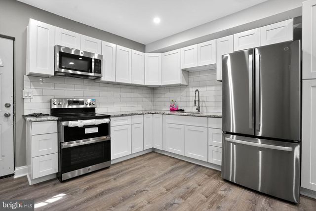 820 W FIRTH ST, Philadelphia, PA 19133