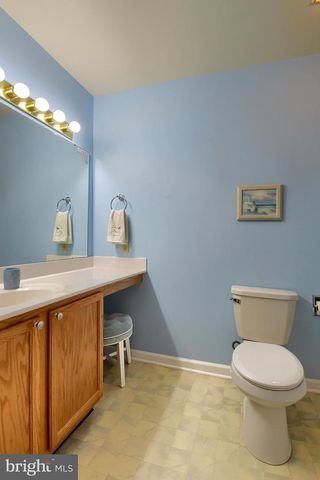 29 WESTFIELDS DR, Mechanicsburg, PA 17050