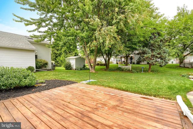 29 WESTFIELDS DR, Mechanicsburg, PA 17050