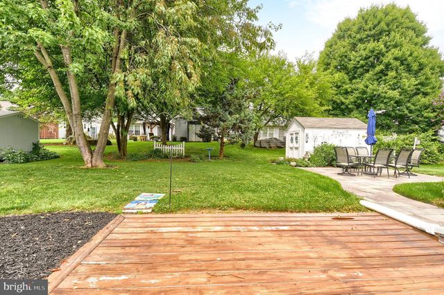 29 WESTFIELDS DR, Mechanicsburg, PA 17050