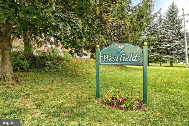 29 WESTFIELDS DR, Mechanicsburg, PA 17050