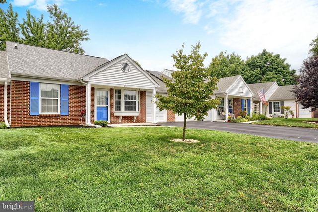 29 WESTFIELDS DR, Mechanicsburg, PA 17050
