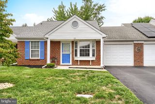 29 WESTFIELDS DR, Mechanicsburg, PA 17050