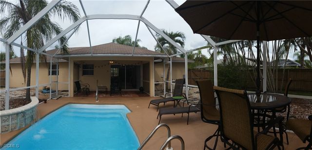 162 SE 18th TER, Cape Coral, FL 33990