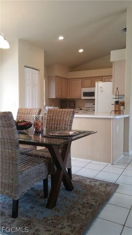 162 SE 18th TER, Cape Coral, FL 33990