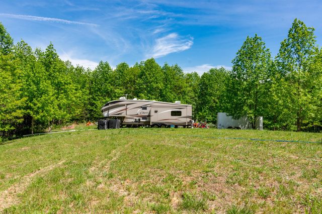 1867 Big Ridge Road, Spring City, TN 37381