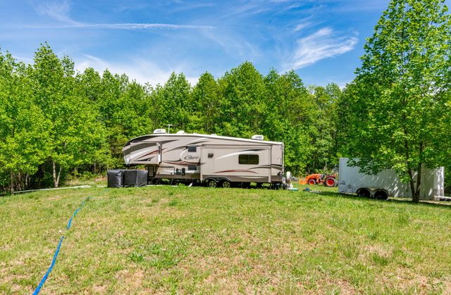 1867 Big Ridge Road, Spring City, TN 37381