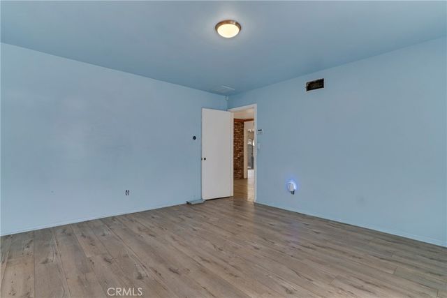 12296 Woodley, Granada Hills, CA 91344