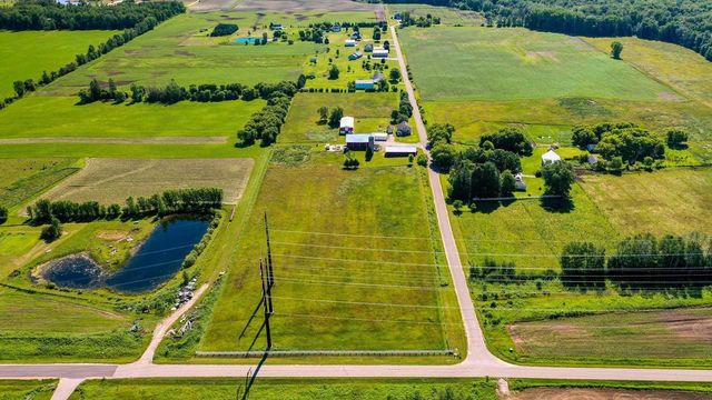 W444 CARLSON LANE, Oconto Falls, WI 54154